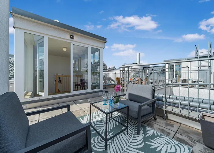 Center Penthouse, 3 Bedrooms, 30qm Rooftop, Ac * Вена