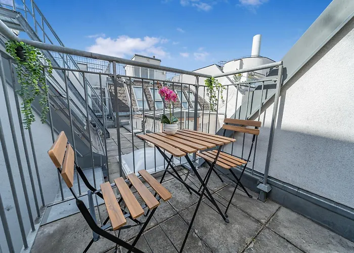 Center Penthouse, 3 Bedrooms, 30qm Rooftop, Ac Вена